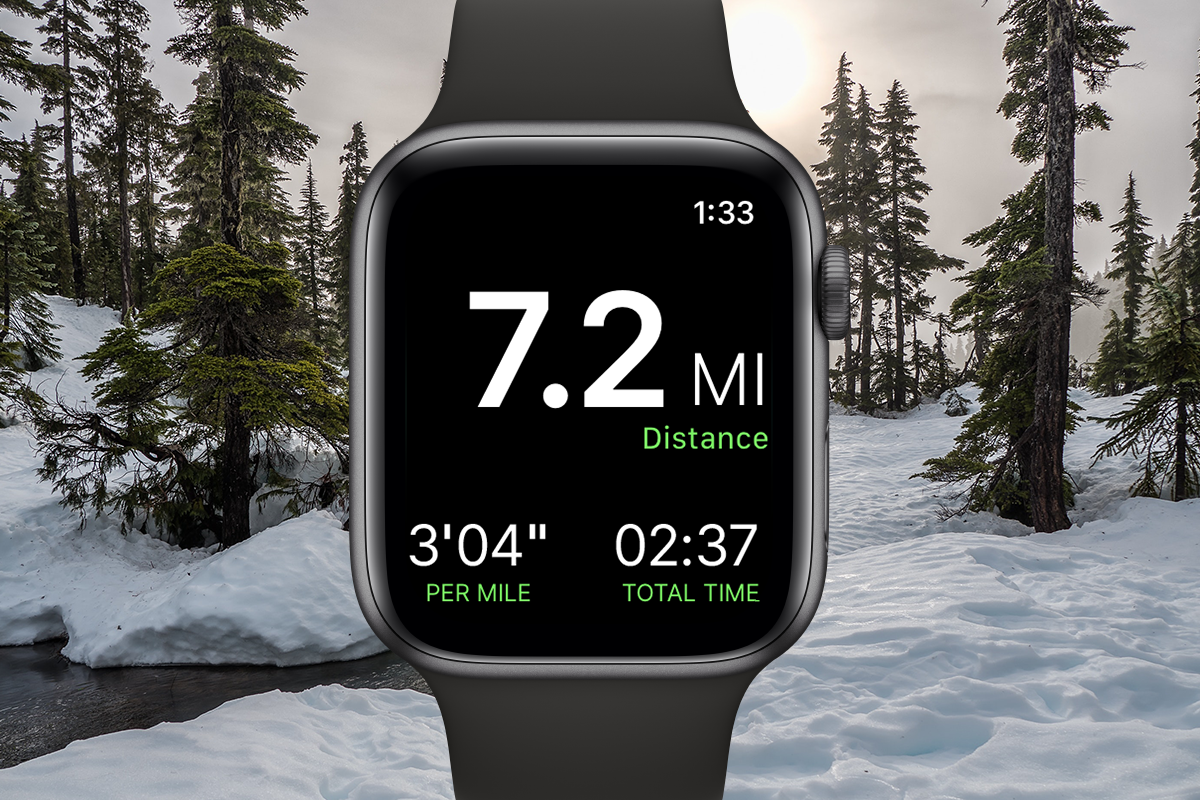 A screenshot of the Gaia GPS Apple Watch app shows the time of day in the top right corner of the screen; distance covered in the middle, pace in the bottom left corner, and total time in the bottom right corner.