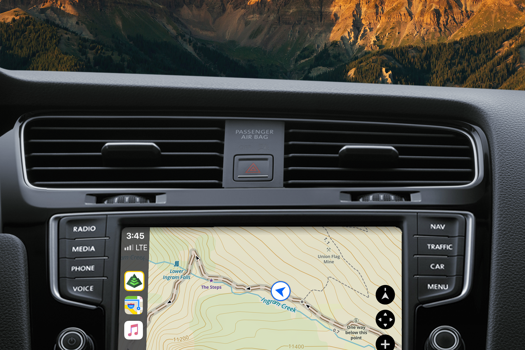 Gaia Overland map on the dash.