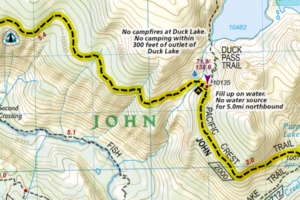 NatGeo Trails Illustrated map shows navigational aids.